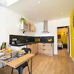 L'ile De La Breche Apartament